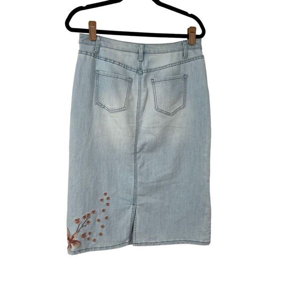 Christopher & Banks Denim Light‎ Wash Floral Embroidery Jean Midi Skirt - Picture 2 of 8